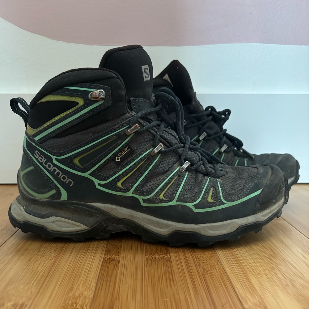 Salomon Hiking Boots